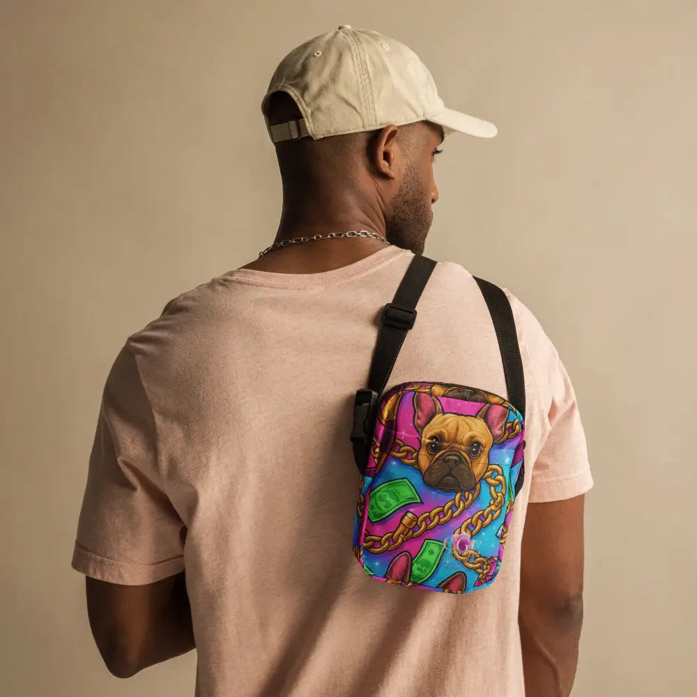 Umhängetasche mit buntem Hundemotiv, verstellbare Träger, robust und wasserabweisend