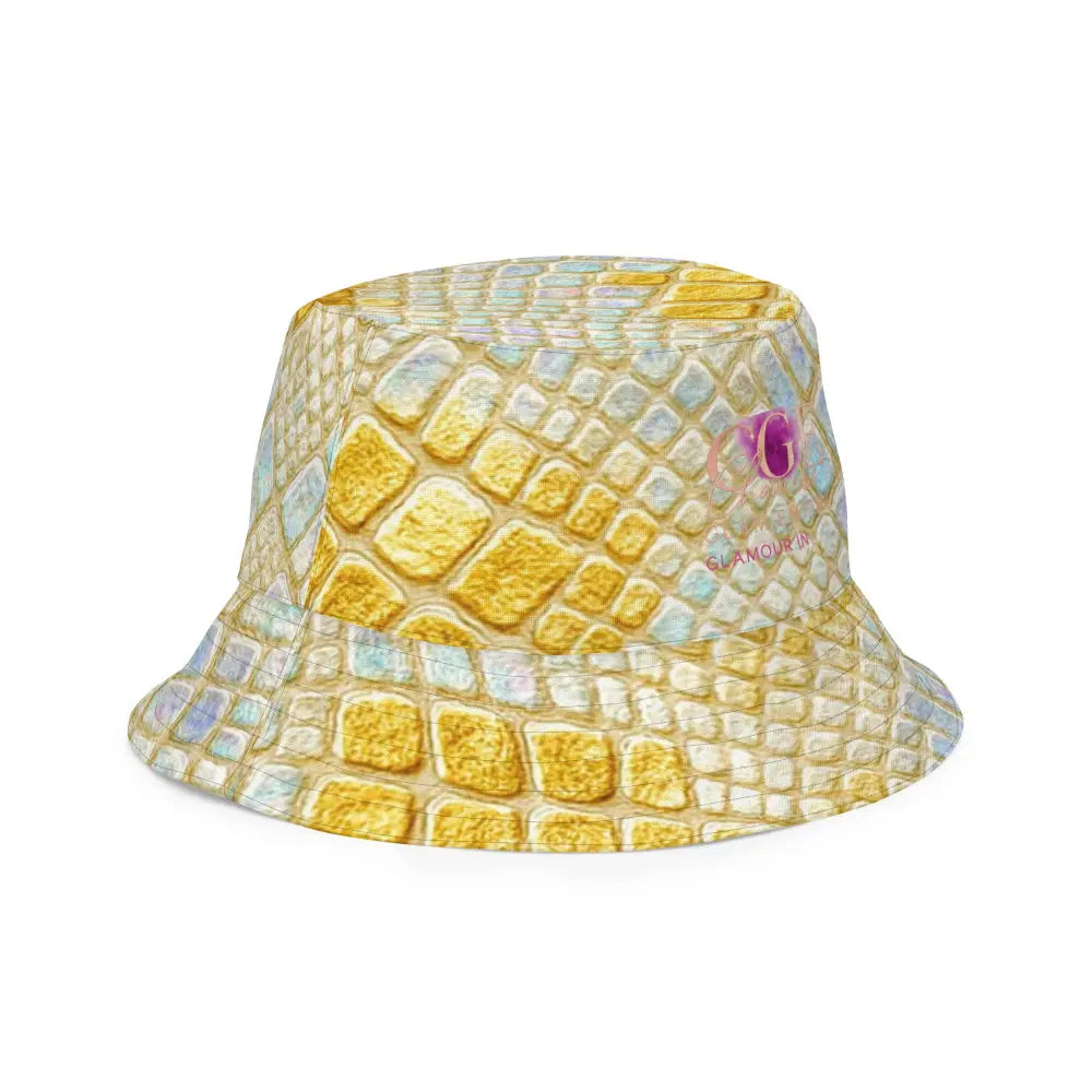 Wendbarer Fischerhut mit gold-glänzendem Schlangenleder-Muster und CGE Glam Logo in Roségold und Pink